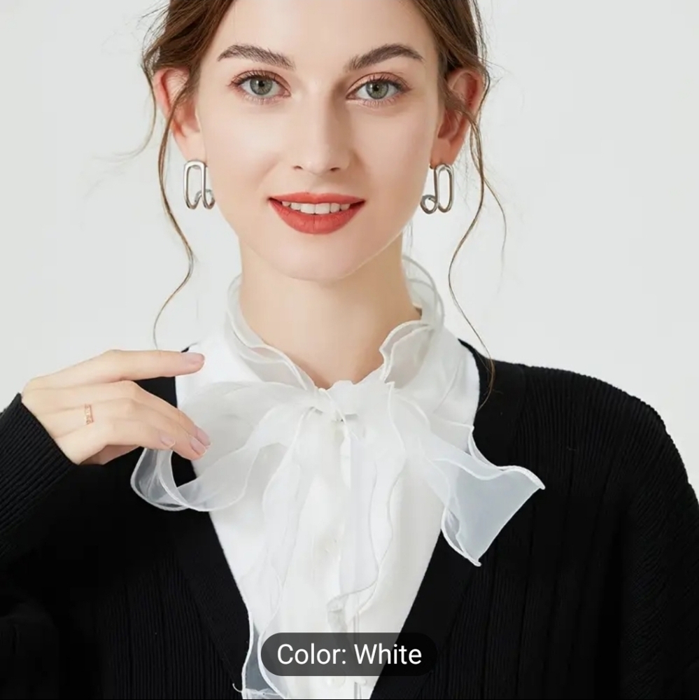 NWOT Lace Fashion False Collar - Faux Collar Chiffon Half Fake Removable Collar